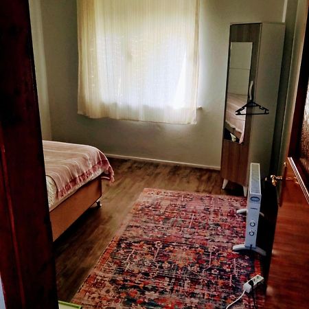 Triplex House Near The Airport Appartement Arnavutkoy Buitenkant foto