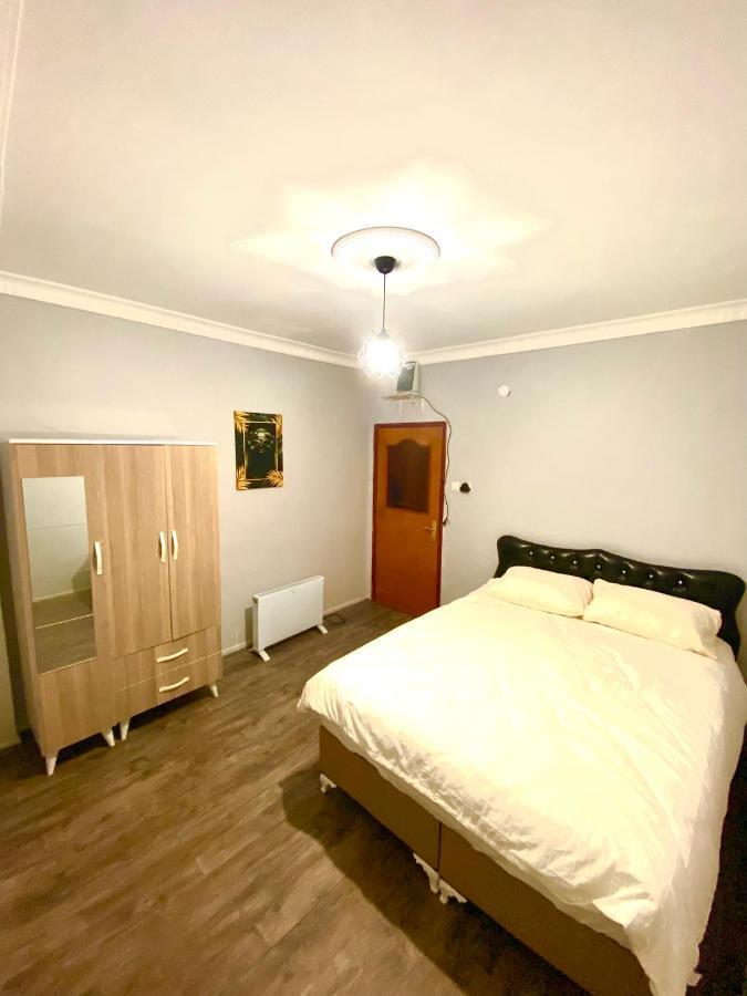 Triplex House Near The Airport Appartement Arnavutkoy Buitenkant foto
